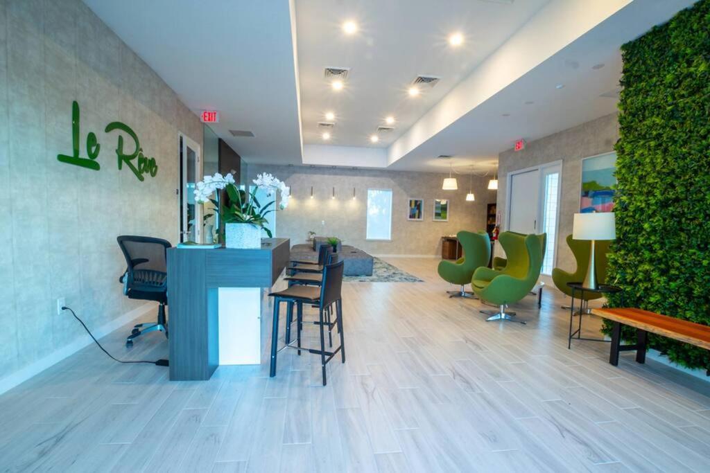Beautiful Four Bedrooms Townhouse With Splash Pool At Le Reve Resort Kissimmee Buitenkant foto